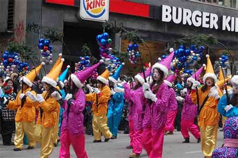 Photos of the 2014 Montreal Christmas Parade | Paul Jones Blog