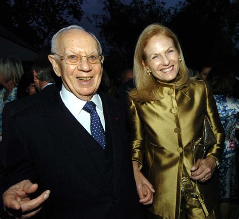 Scottish universities urged to cut ties with billionaire Sackler family linked to US drug ...