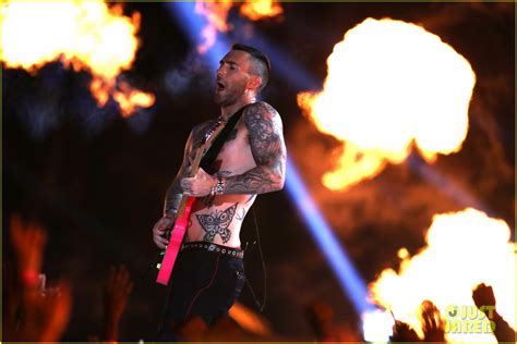 Full Sized Photo of adam levine shirtless at super bowl 28 | Photo ...