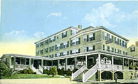 History of Martha's Vineyard and The Colonial Inn