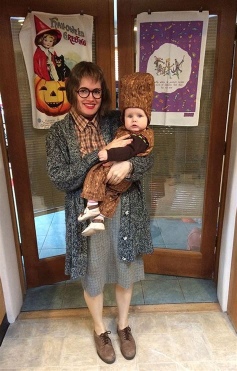 ClaireSanders.net: Halloween 2016: Twin Peaks Log Lady & Log costume | Log lady, Twin halloween ...