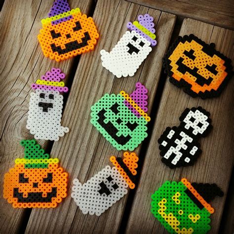 HAMA Beads Halloween Diy Perler Bead Crafts, Hama Beads Halloween, Halloween Beads | manminchurch.se