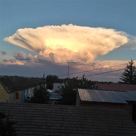 Atomic bomb anvil cloud over Argentina in pictures - Strange Sounds