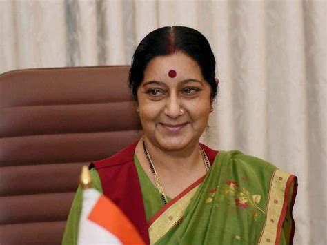 10 Best Hard-Hitting Quotes Of Sushma Swaraj - Boldsky.com