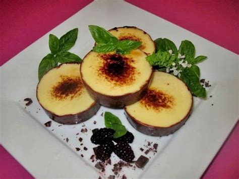 Creme Brulee (Tradicional) em Copos de Chocolate - Receitas e Sabores do Mundo