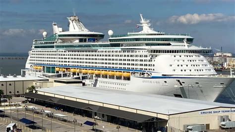 Royal Caribbean to Drop Vaccine Requirement on Select Cruises - Top Cruise Trips