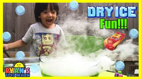 DRY ICE EXPERIMENT Easy science experiments for Kids with Disney Toys - YouTube