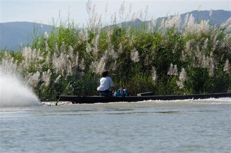 Premium Photo | A beautiful view of inle lake myanmar