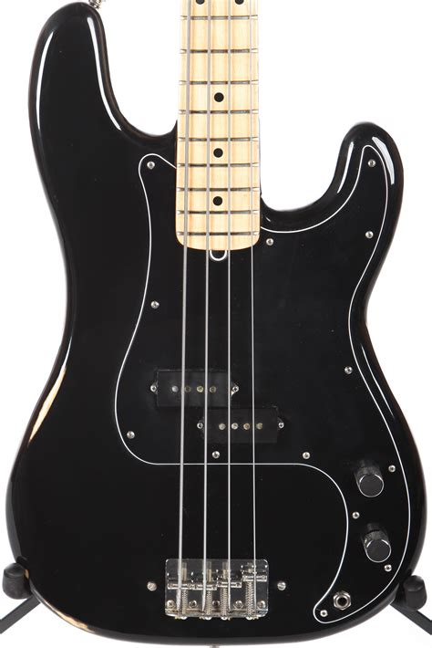 1977 Fender American P Precision Bass Black | Guitar Chimp