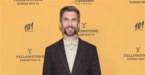 'Yellowstone': Jamie Dutton Actor Wes Bentley Reveals Painful Injury ...