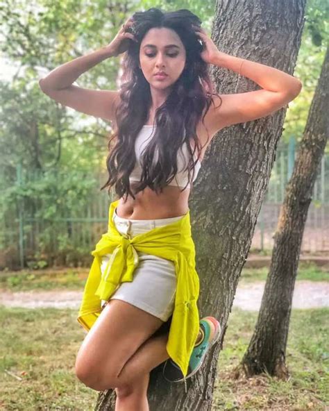 Khatron Ke Khiladi 10: TV actress Tejasswi Prakash quits Rohit Shetty’s show, returns to Mumbai ...