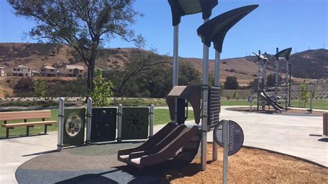 Simi Valley's Newest Park Opens - YouTube