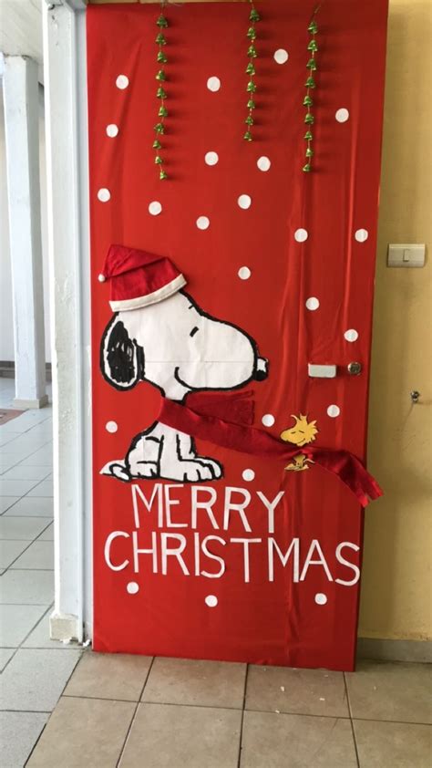 Snoopy door christmas ideas | Office christmas decorations, Christmas ...