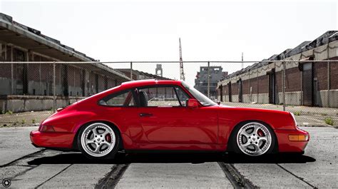 Porsche 964 Carrera 4 : Simply Red...! DLEDMV