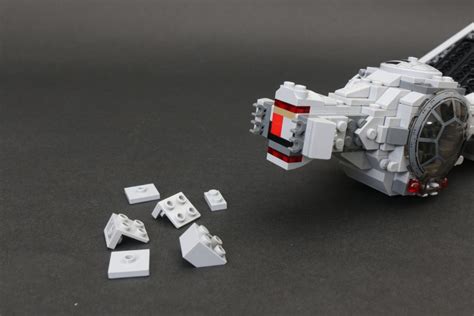 How to build a LEGO Star Wars: The Mandalorian folding Outland TIE ...