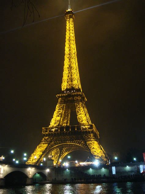 Eiffel Tower, AMAZING NEW YEARS EVE! Tower In Paris, Paris Eiffel Tower, New Years Eve, Places ...