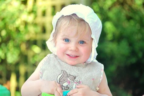 Free Images : person, people, girl, flower, cute, child, baby, smile, happy, infant, toddler ...