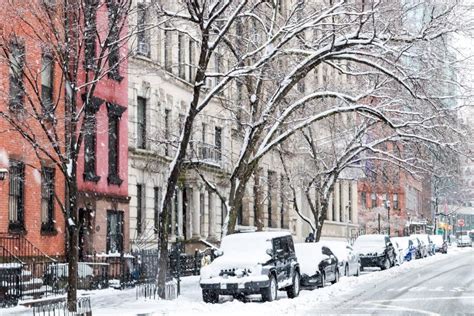 Winter Street Scene in New York City Stock Image - Image of streets ...