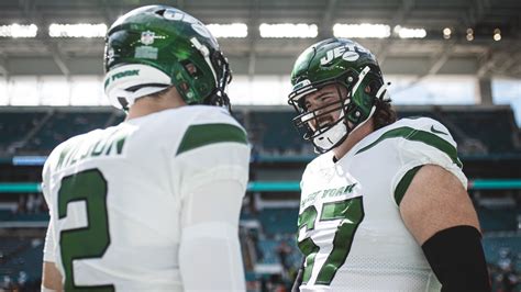 Dan Feeney on Jets QB Zach Wilson: ‘The Confidence Is Oozing Out of Him’