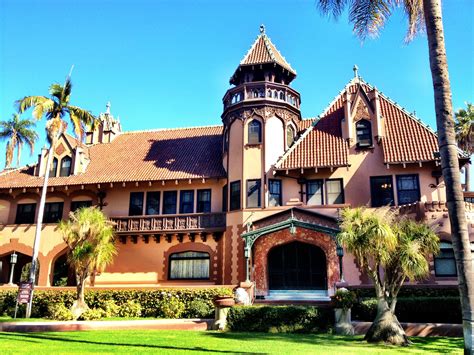 Doheny Mansion (1899) | Built by Theodore Eisen and Sumner Hunt in the ...