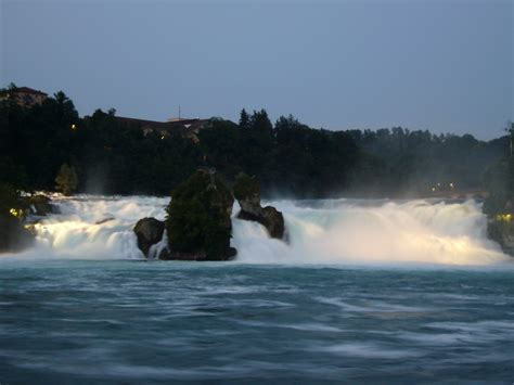 Gallery :: Switzerland Waterfalls :: RheinFalls31