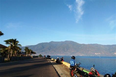 7 Lokasi Wisata Palu Yang Indah Dengan Pantai Berpasir Putih | Reservasiku.Com