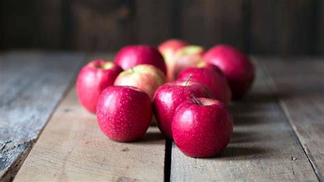 All About Pink Lady Apples - Stemilt Growers, Washington | Pink lady ...