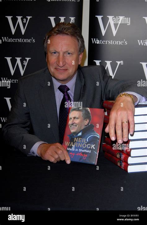 Sheffield utd manager neil warnock hi-res stock photography and images ...