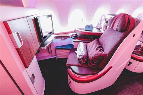 Qatar Airways Business Class Airbus A350 - Image to u