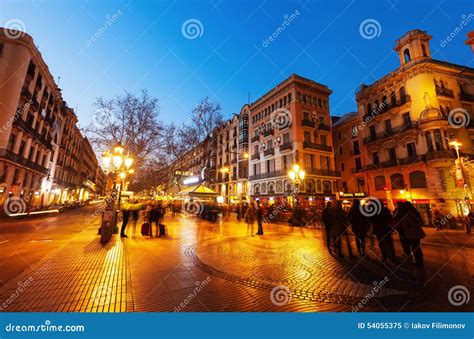 La Rambla in Night. Barcelona Editorial Image - Image of dusk, business ...