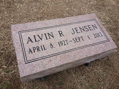 Granite Memorial (2'x1'x4") Color | upstatestone