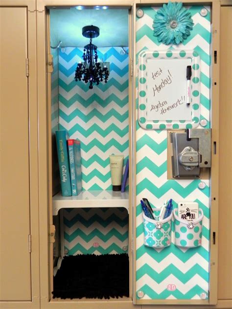 Smart n Snazzy: Decorate Your Locker with LLZ by Locker Lookz #LLZGirlz