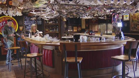 Navy base’s popular bar featured in Top Gun Maverick | cbs8.com