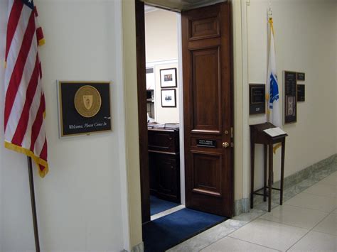 Visit your Congressman's or Senator's Office — Urban Atlas