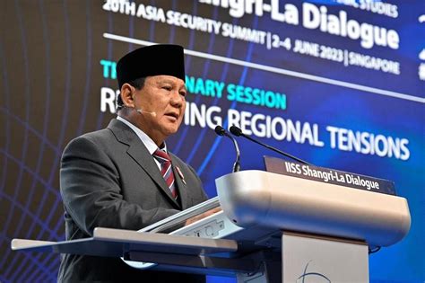 Indonesia’s Prabowo increases lead in latest pre-election survey | The Straits Times