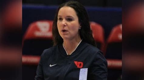 Dayton Flyers women's basketball head coach resigns - Dayton Daily Magazine