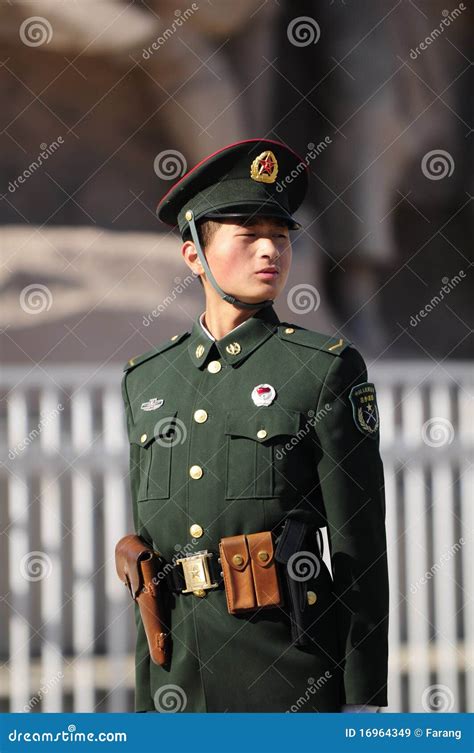 Chinese Policeman Editorial Stock Image - Image: 16964349