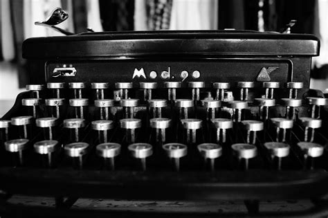 Typewriter,typing,black and white,keys,mechanics - free image from ...