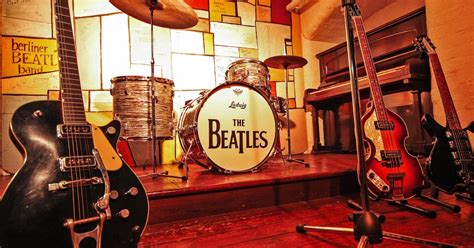 Liverpool and The Beatles Day Tour from London | GetYourGuide