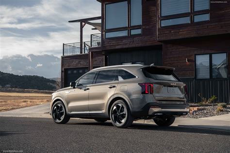 2025 Kia Sorento PHEV - Stunning HD Photos, Videos, Specs, Features & Price - DailyRevs