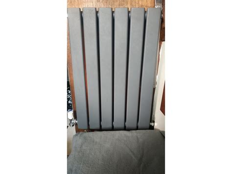 Anthracite horizontal single flat panel radiator 400 X 600 with valves ...