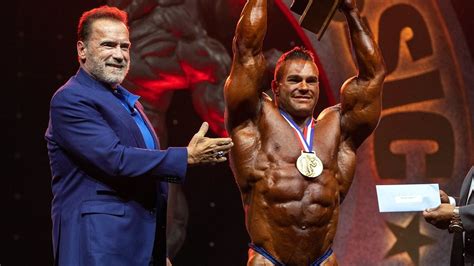 Arnold Schwarzenegger on Changing Bodybuilding's "Terrible Reputation ...