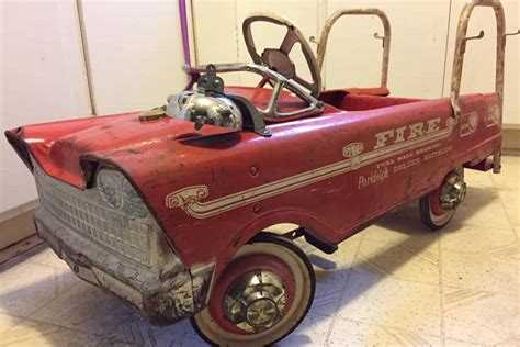 Classic Vintage Toy: 1950 Murray Flat-Front Pedal Car | Barn Finds