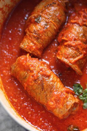 Italian Braciole Recipe with Tender Strips of Steak & Sauce