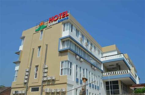 Hotel Grand Bromo Pacitan in Pacitan City Center, Pacitan, East Java