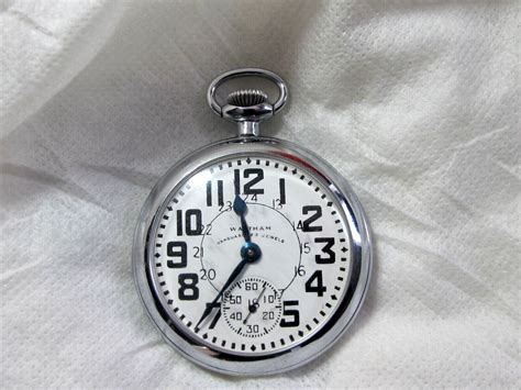 Railroad American Pocket Watches For Sale | Buy Authentic Vintage Mechanical Pocket Watches