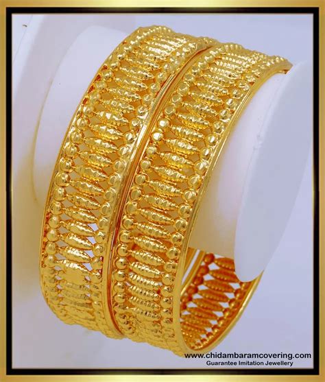 Buy Latest Light Weight Stunning Gold Broad Gold Bangles Designs for Wedding