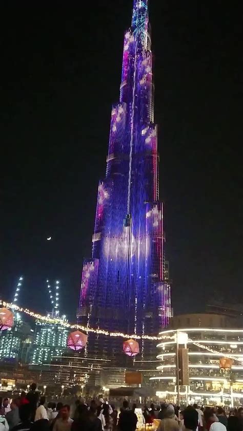 Burj Khalifa Tower Video Display Dubai : r/interestingasfuck