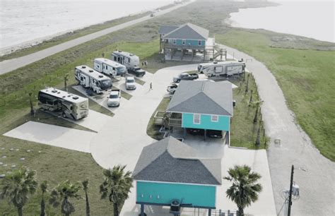 8 Best Texas Beach RV Parks | Beautiful Waterfront Stays