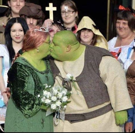 Shrek wedding : r/Wholesomecringe